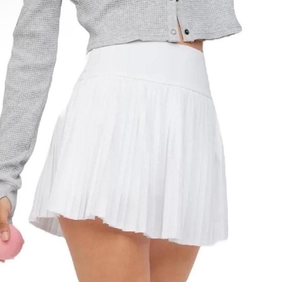 Aerie Crisp White Pleated Skort - Picture 1 of 12
